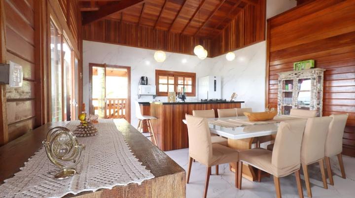 The dining room's sitting corner